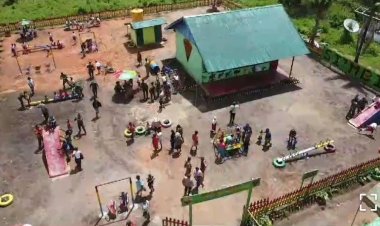 Satgas Yonif 125/SMB  Bangun Taman Bermain, Hadirkan Keceriaan Anak-Anak Papua