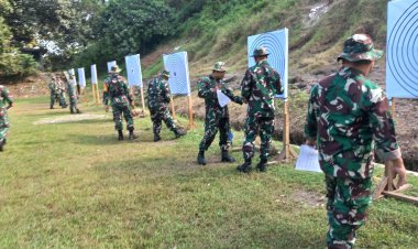 Kodim Boyolali Latihan Menembak di Lapangan Kopral Semi